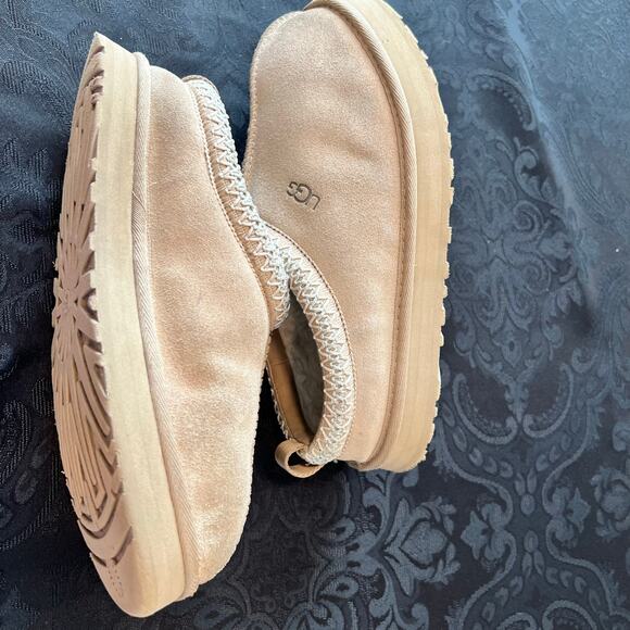 Ugg tazz slippers light tan color size 5 big kids - Picture 5 of 12